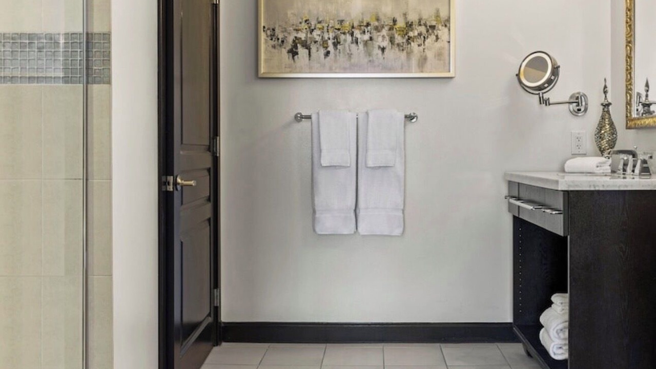 Photo of Bathroom in Theater District