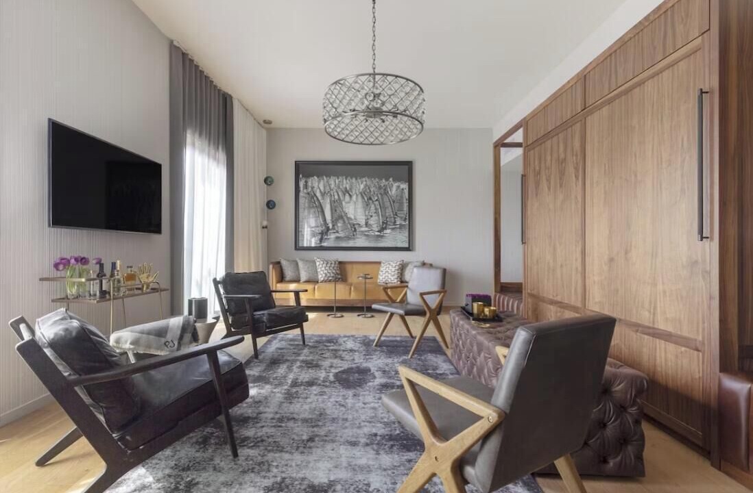 Photo of Livingroom in Menlo Park