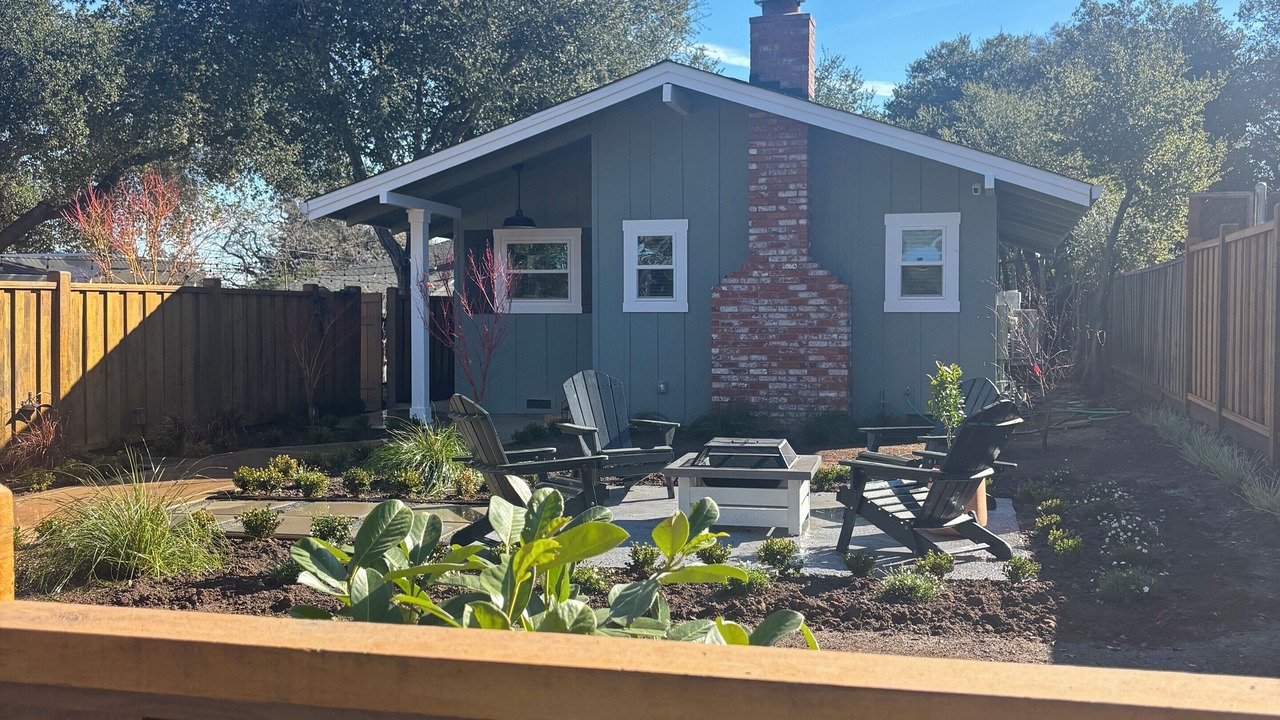 Photo of Patio Balcony in Country Club