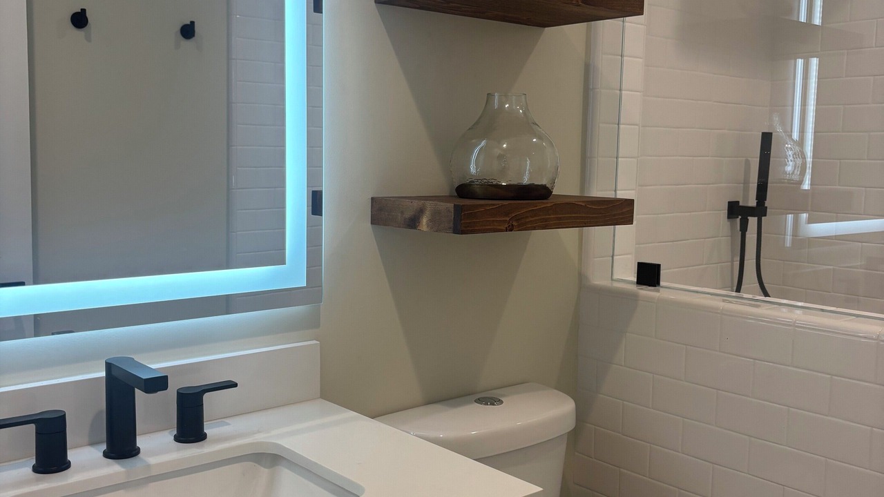 Photo of Bathroom in Country Club
