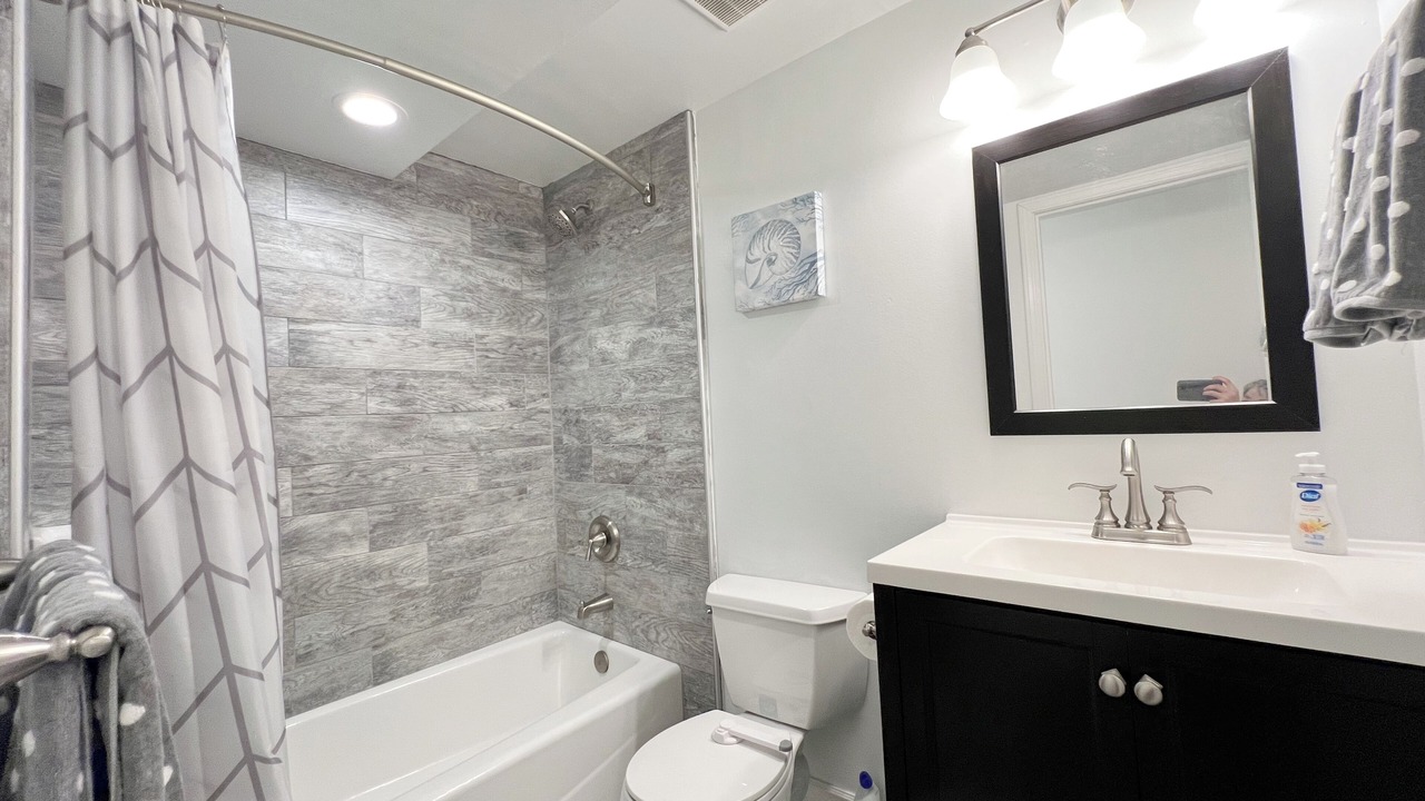 Photo of Bathroom in Oakland