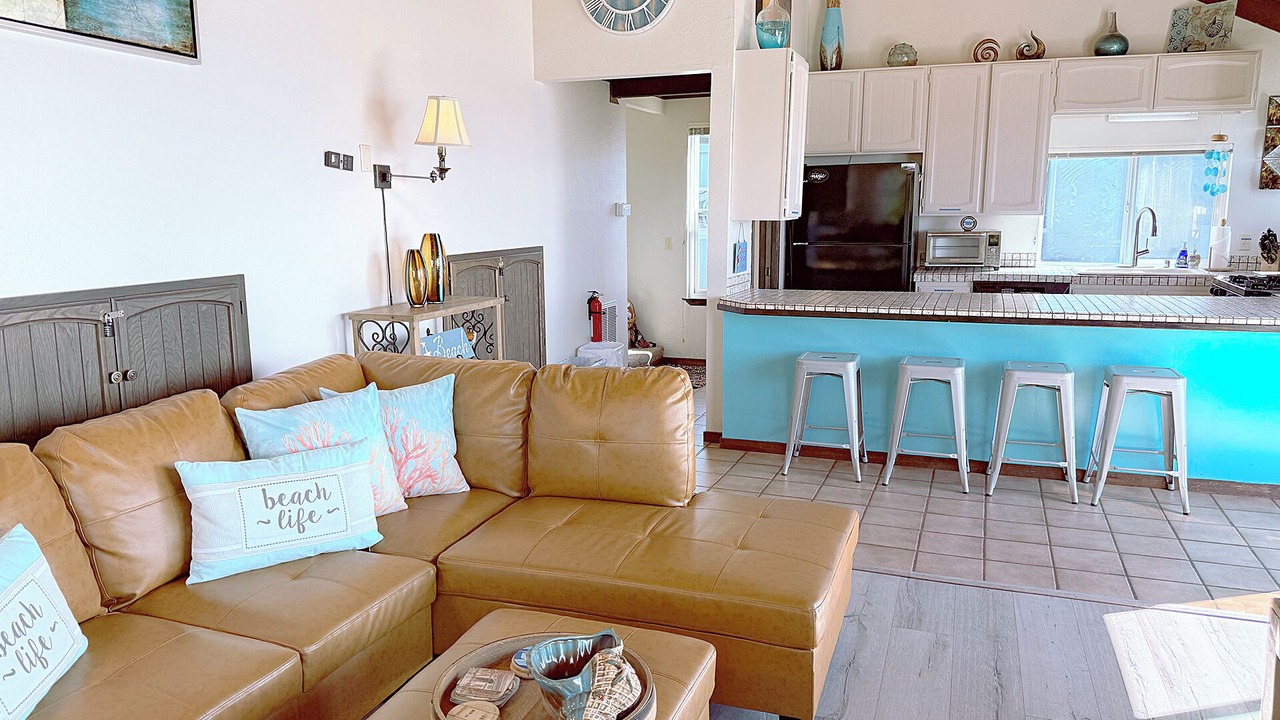 Photo of Livingroom in Dillon Beach
