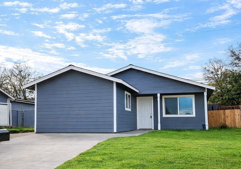 Photo of Outdoor in Willits