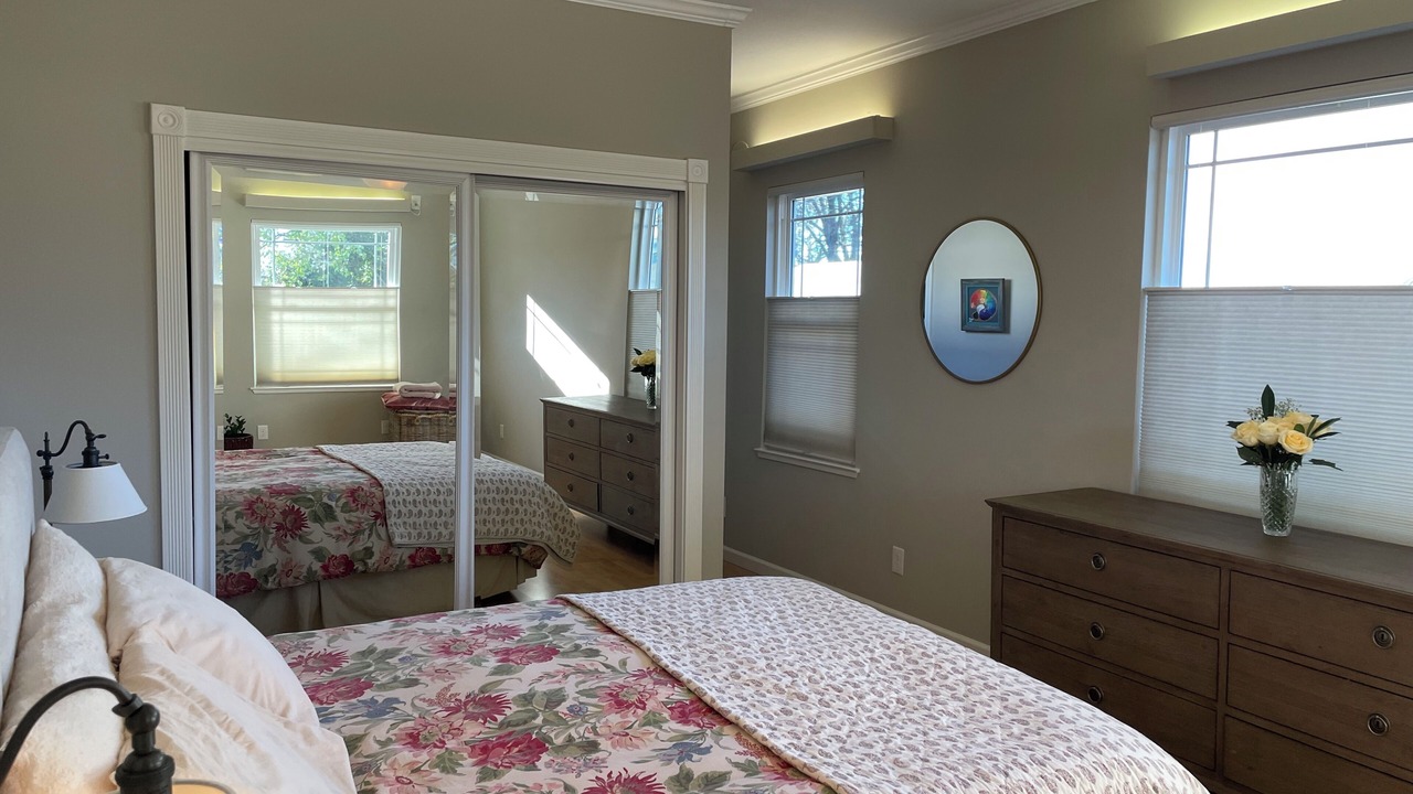 Photo of Bedroom in Rose Garden