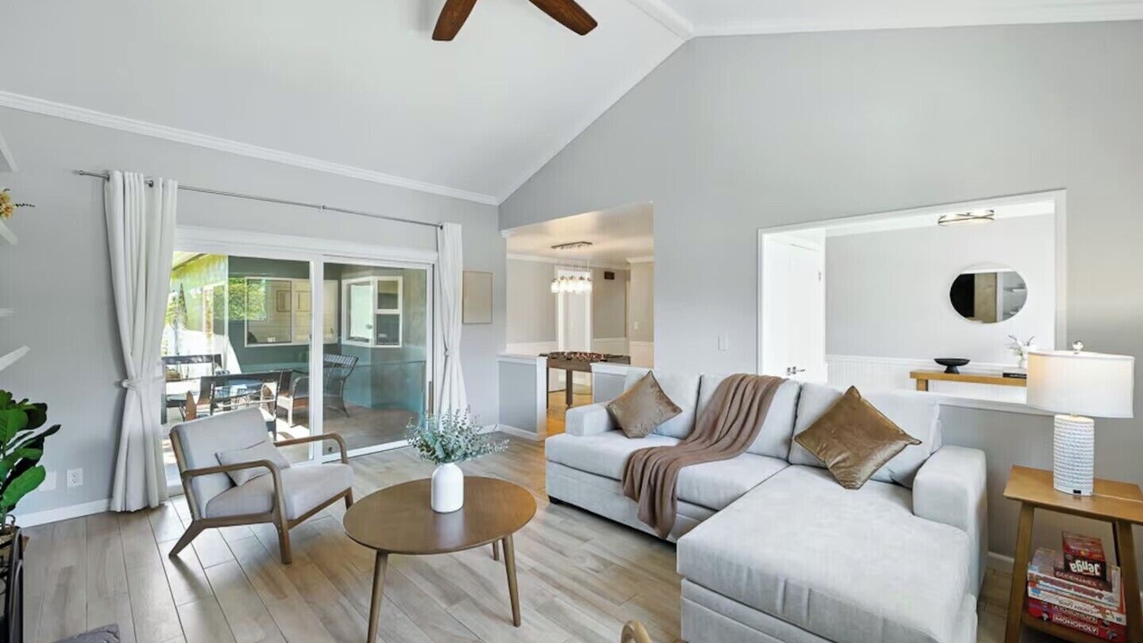 Photo of Livingroom in West San Jose