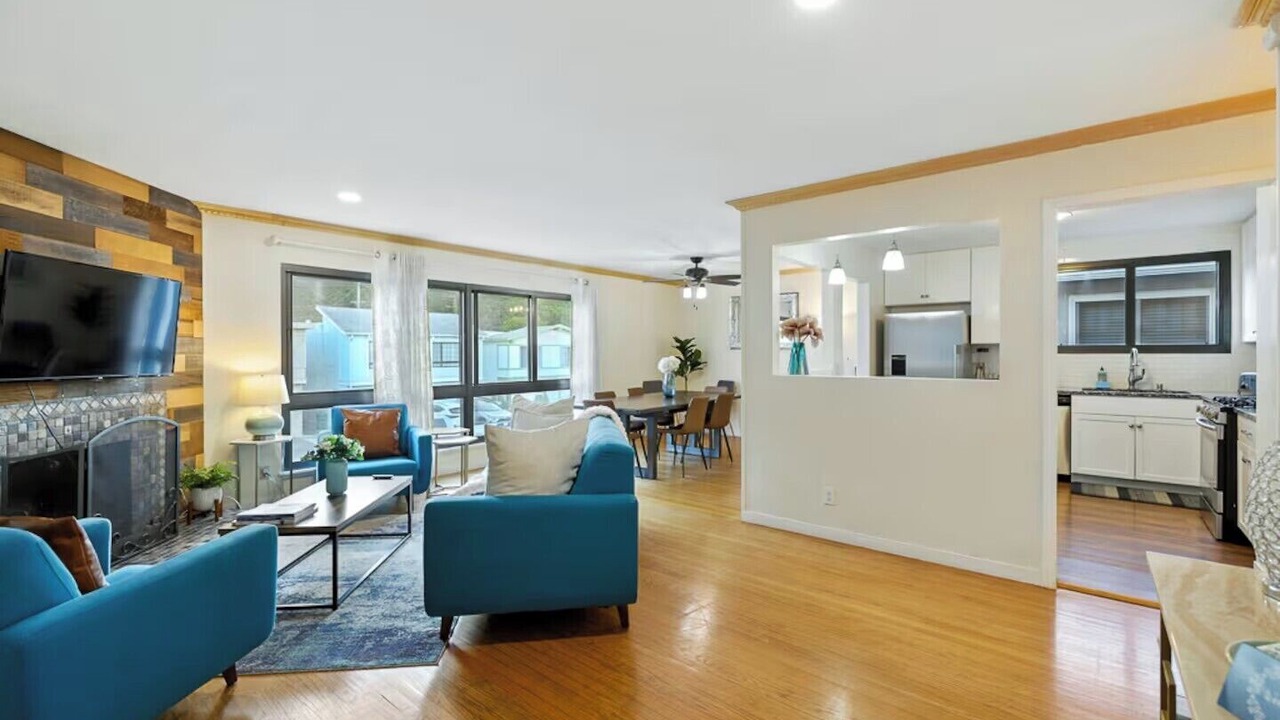 Photo of Livingroom in Serramonte