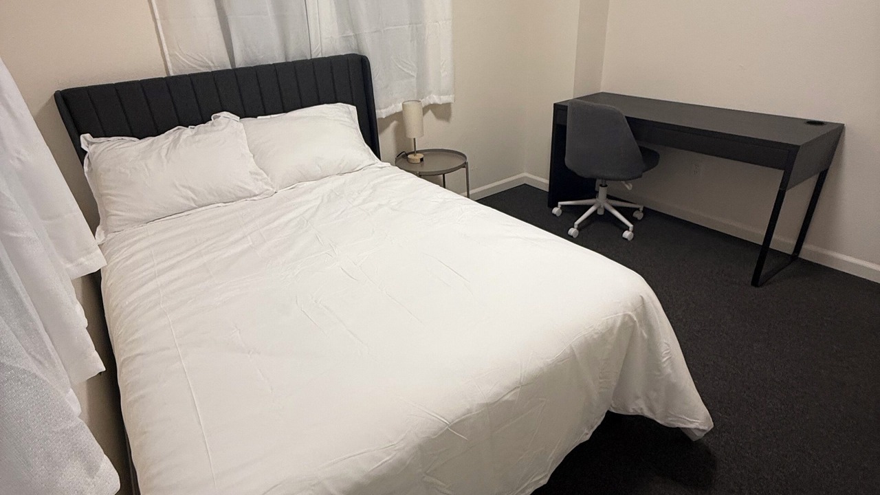 Photo of Bedroom in West Oakland