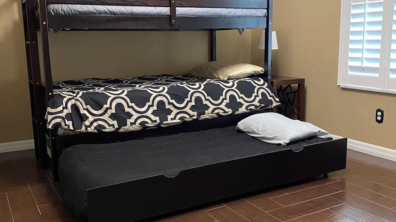 Photo of Bedroom in Regal Palms
