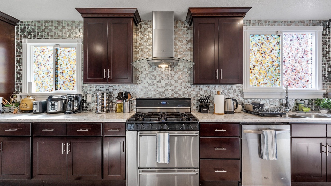 Photo of Kitchen in Merced Manor