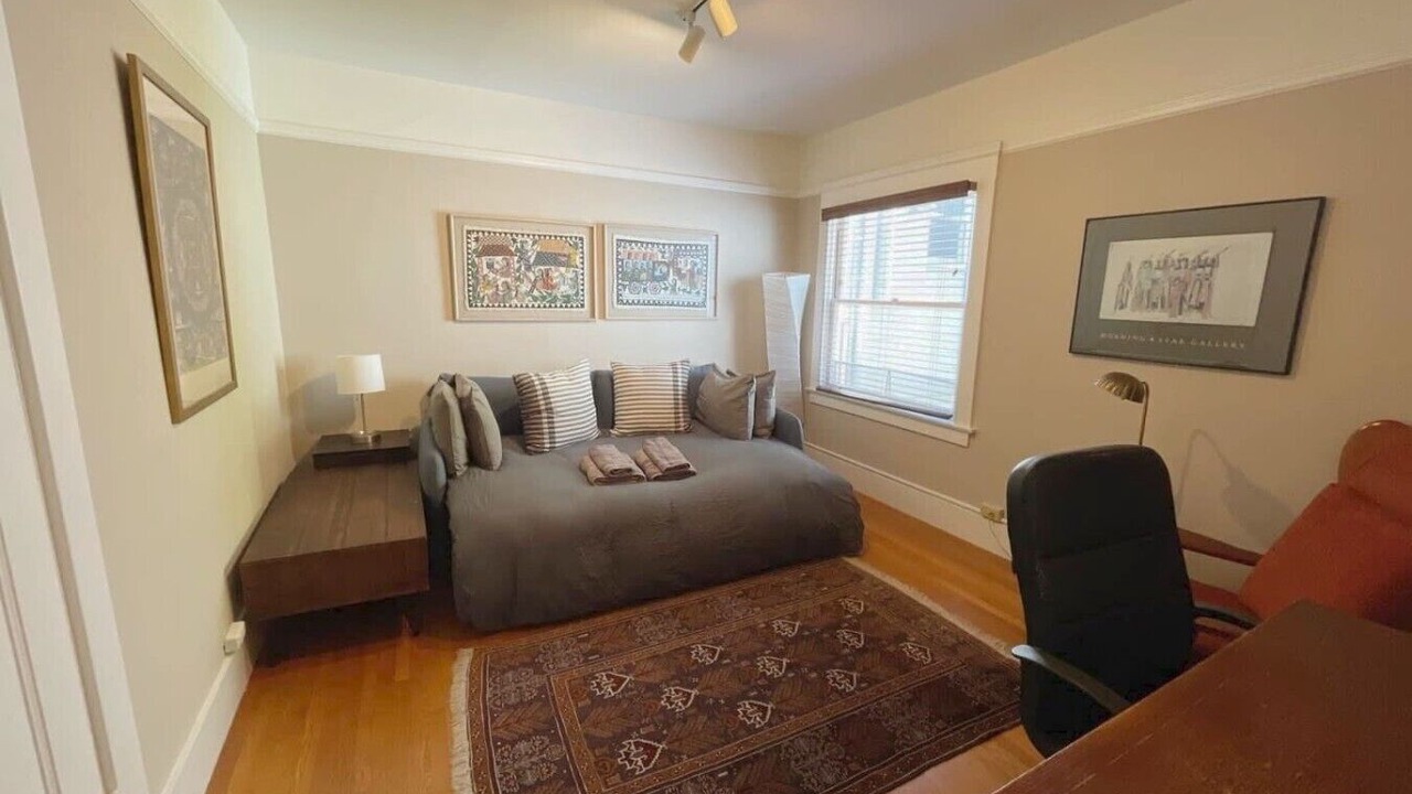 Photo of Bedroom in Cole Valley