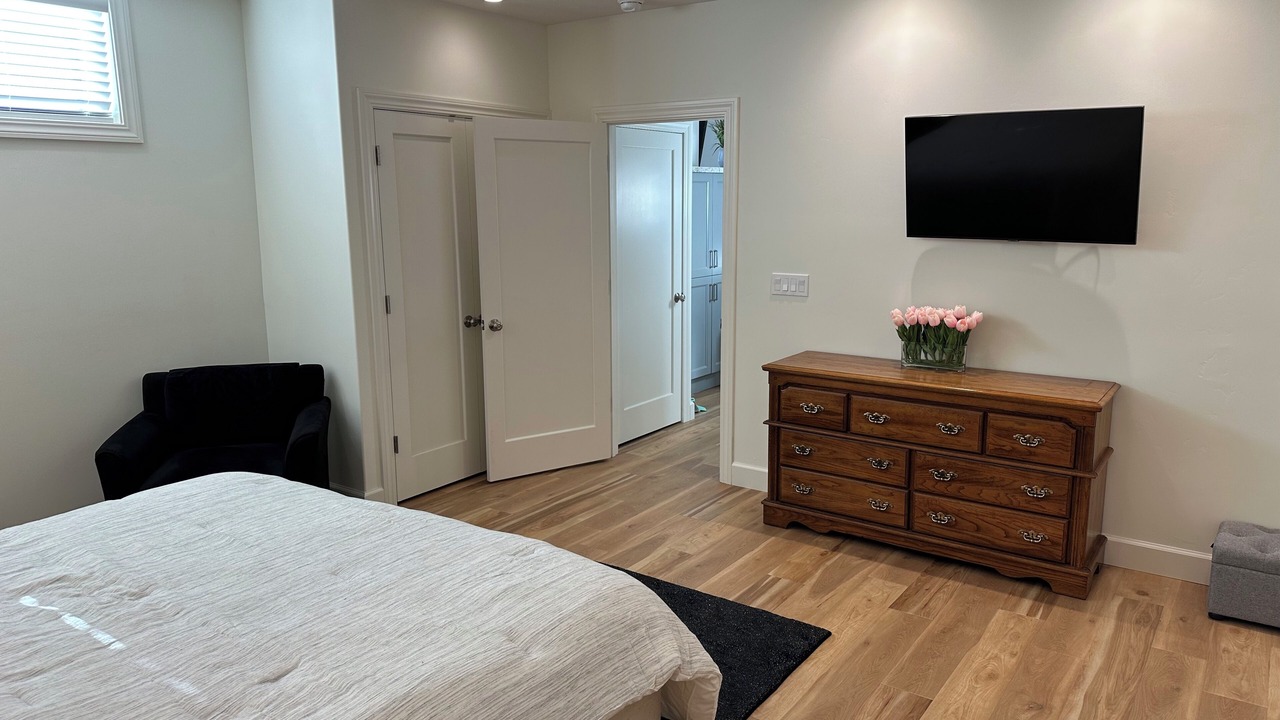 Photo of Bedroom in Burlingame
