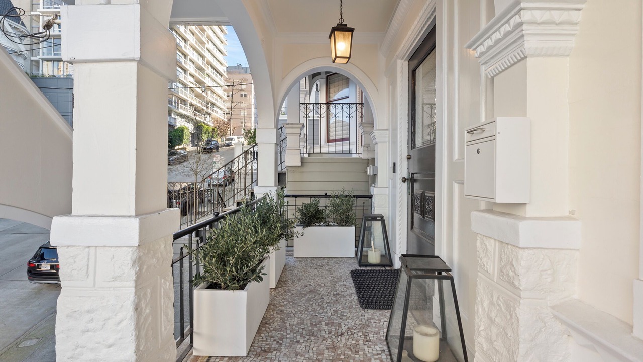 Photo of Others in Pacific Heights