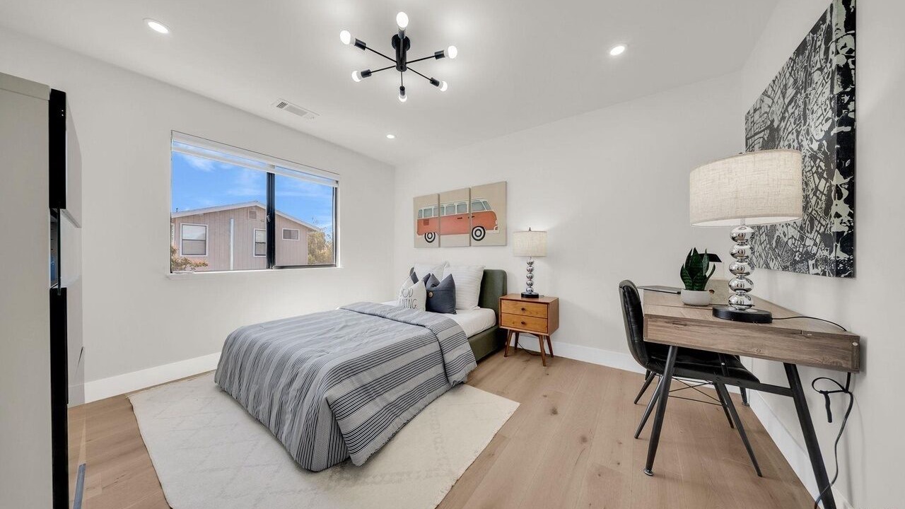 Photo of Bedroom in Warm Springs District