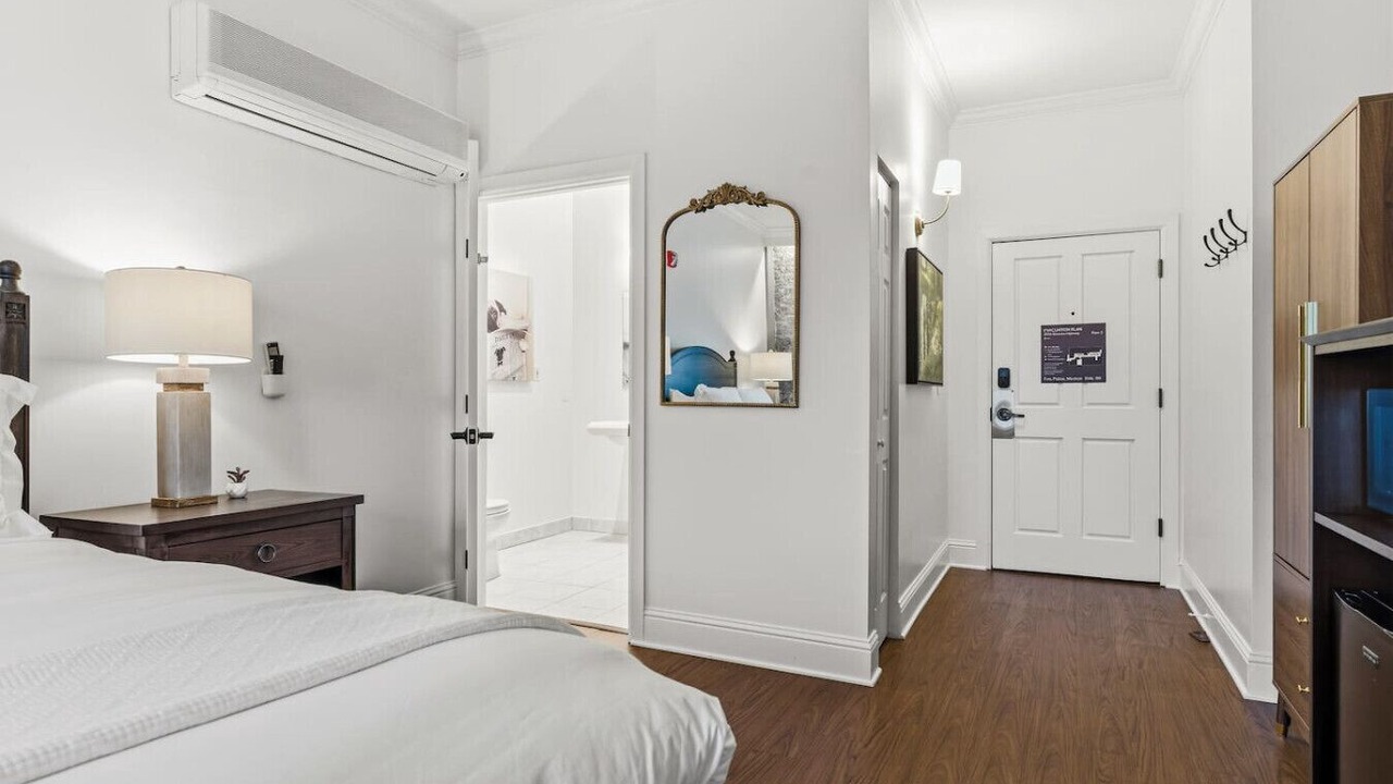 Photo of Bedroom in Santa Rosa