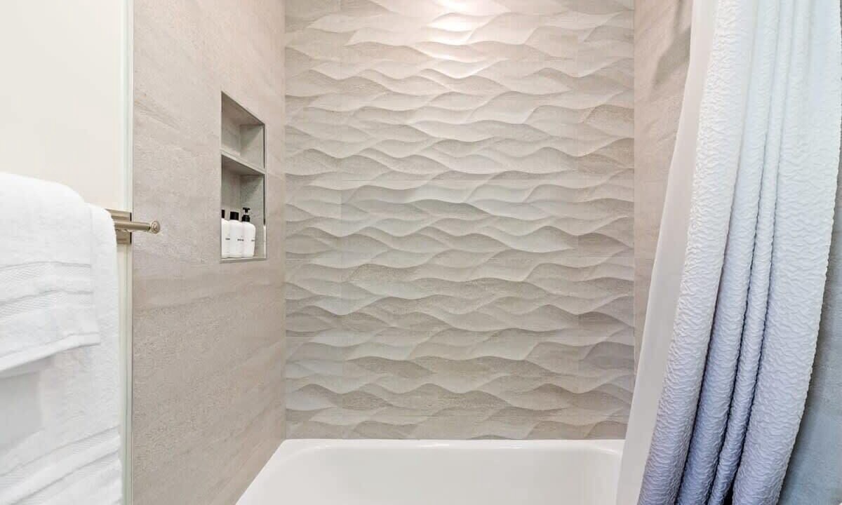 Photo of Bathroom in North Central