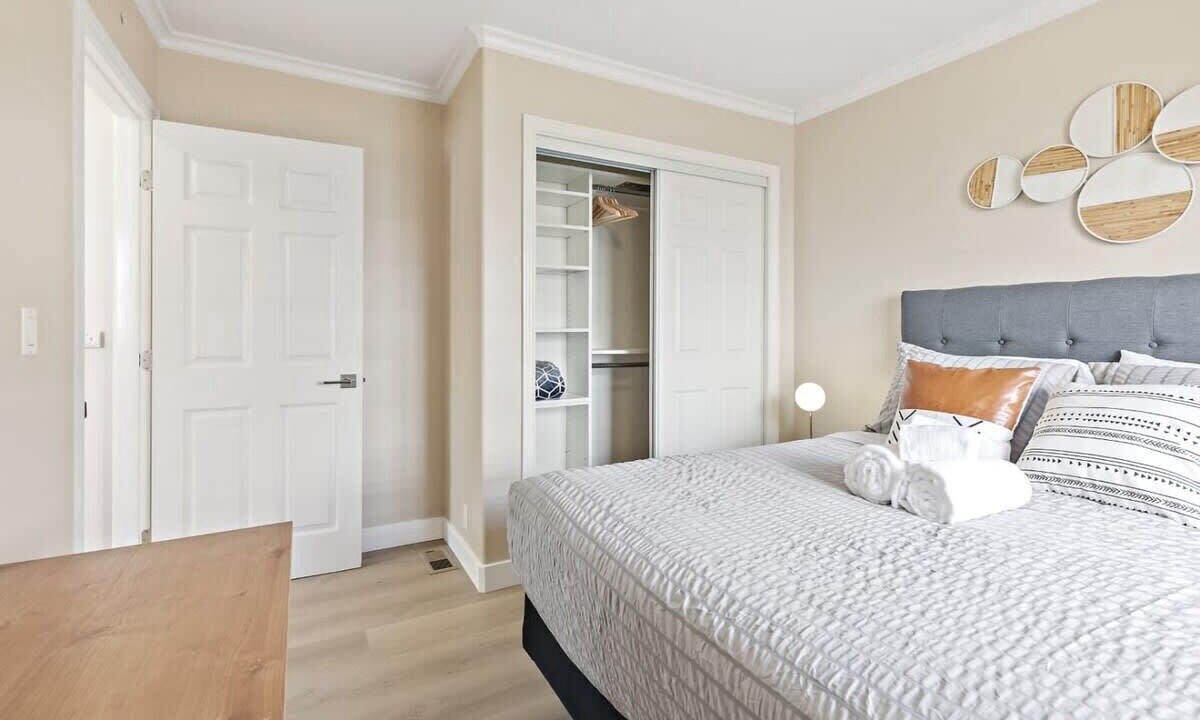 Photo of Bedroom in North Central