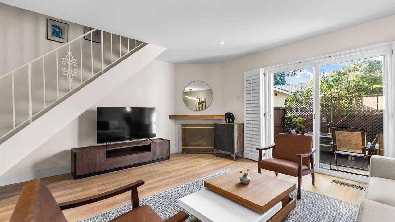 Photo of Livingroom in Redwood City