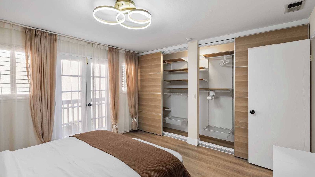Photo of Bedroom in Redwood City