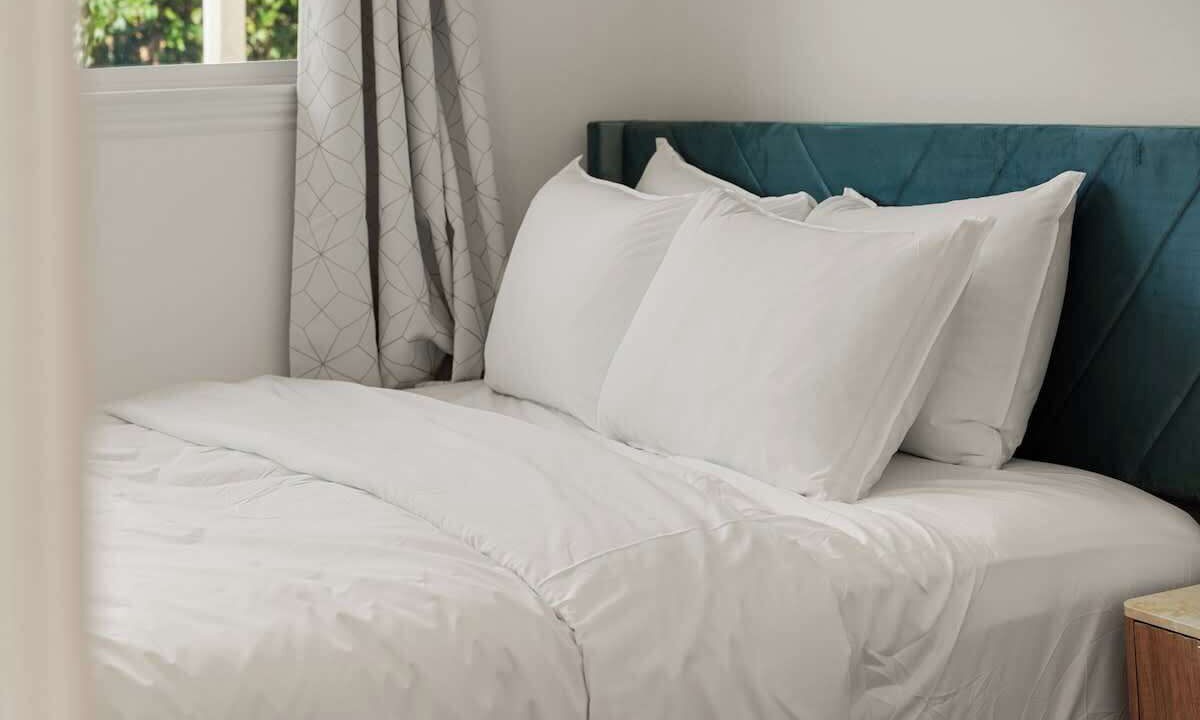 Photo of Bedroom in East San Mateo