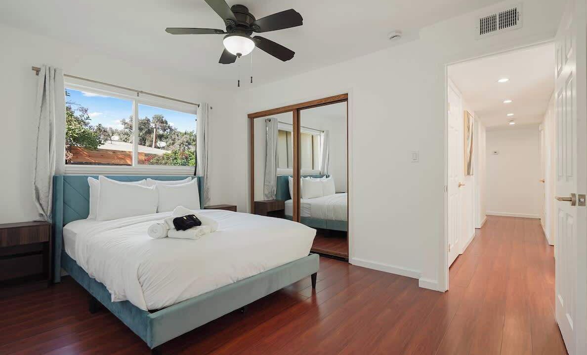 Photo of Bedroom in East San Mateo