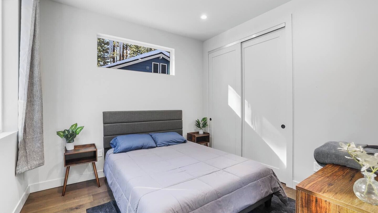 Photo of Bedroom in Sierra Tract