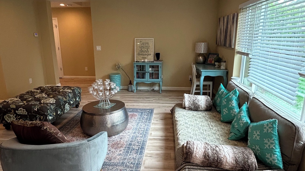 Photo of Livingroom in Almaden