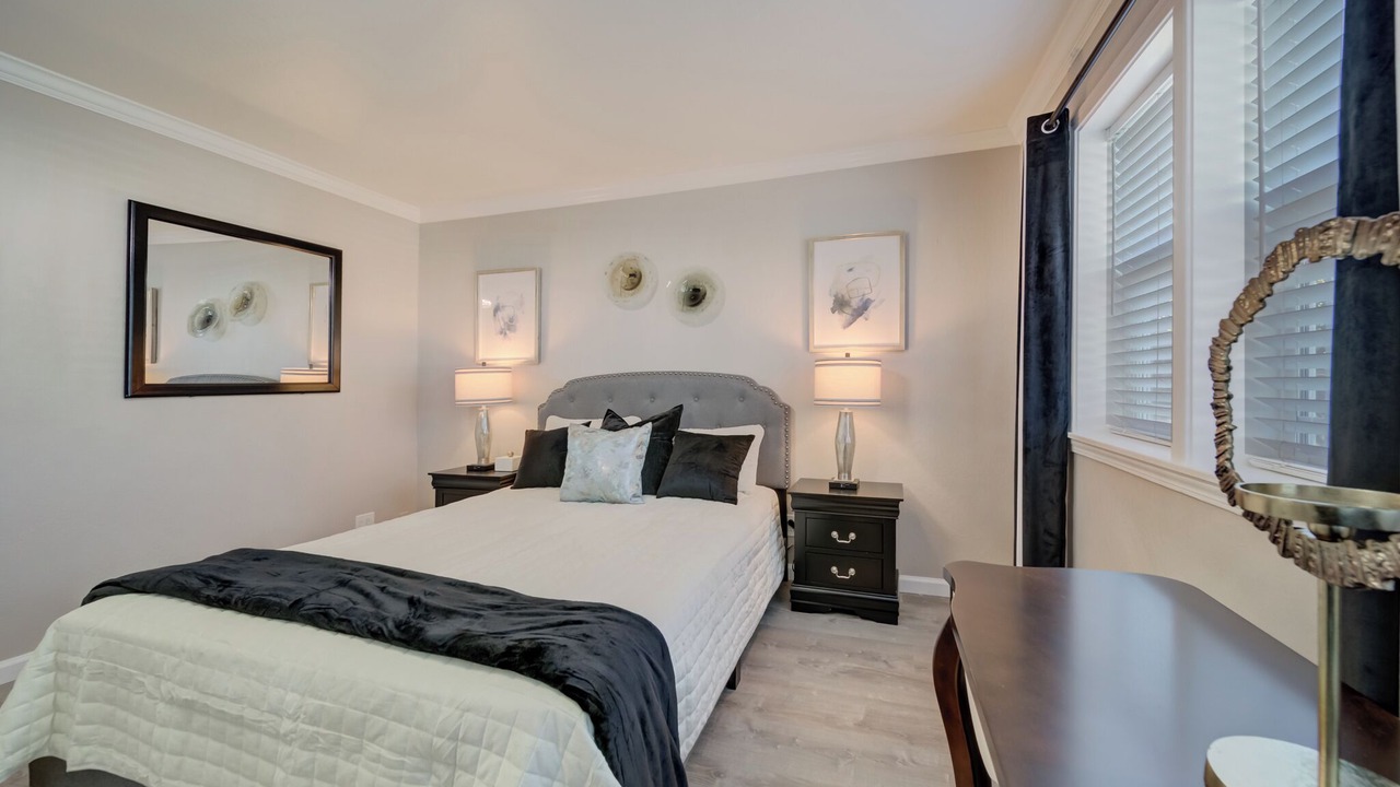 Photo of Bedroom in North Fair Oaks