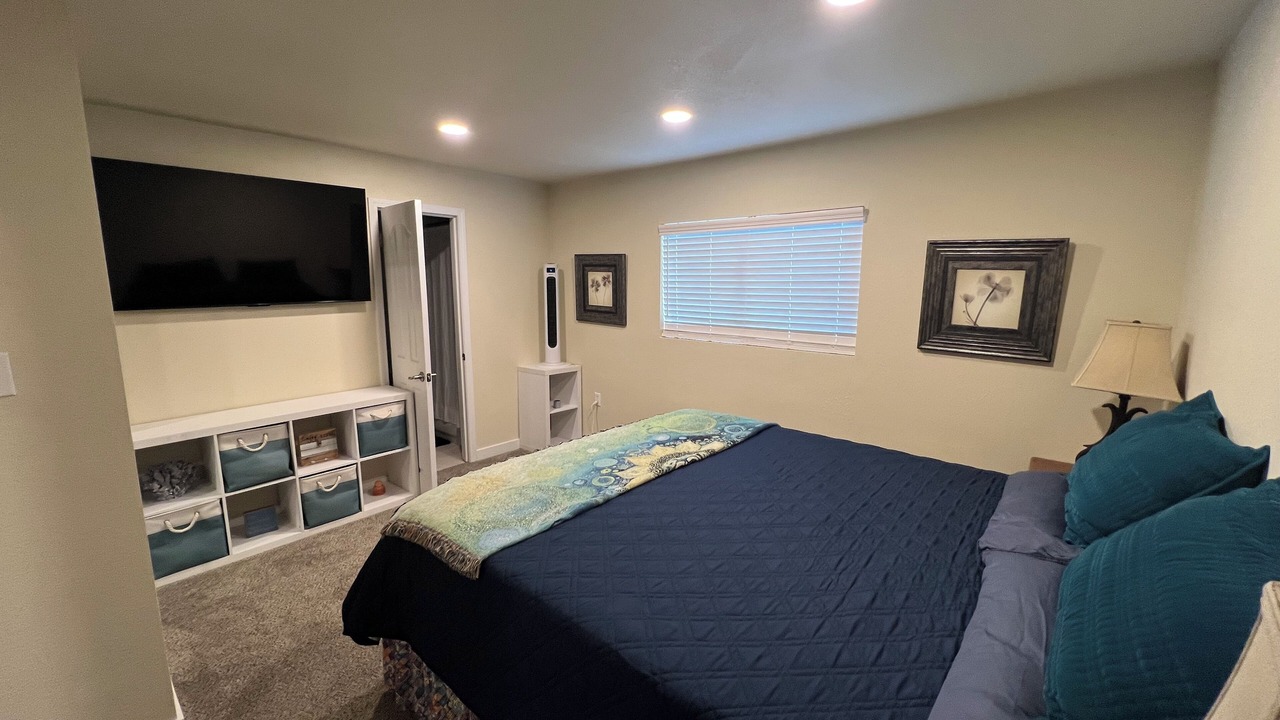 Photo of Bedroom in Clearlake Park