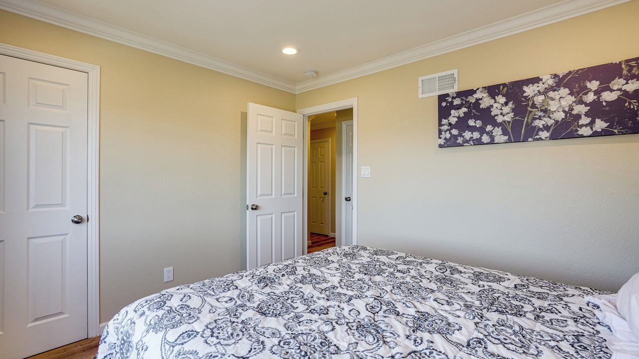 Photo of Bedroom in St. Francis
