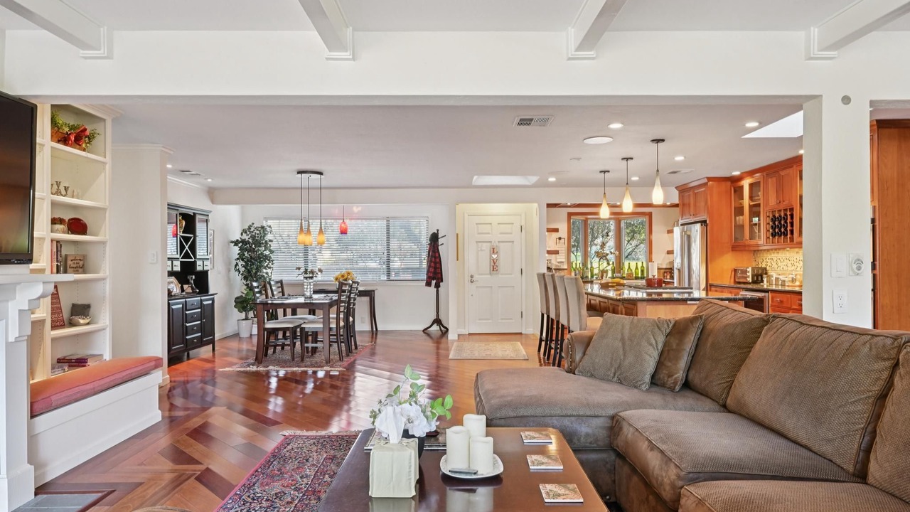Photo of Livingroom in Yountville