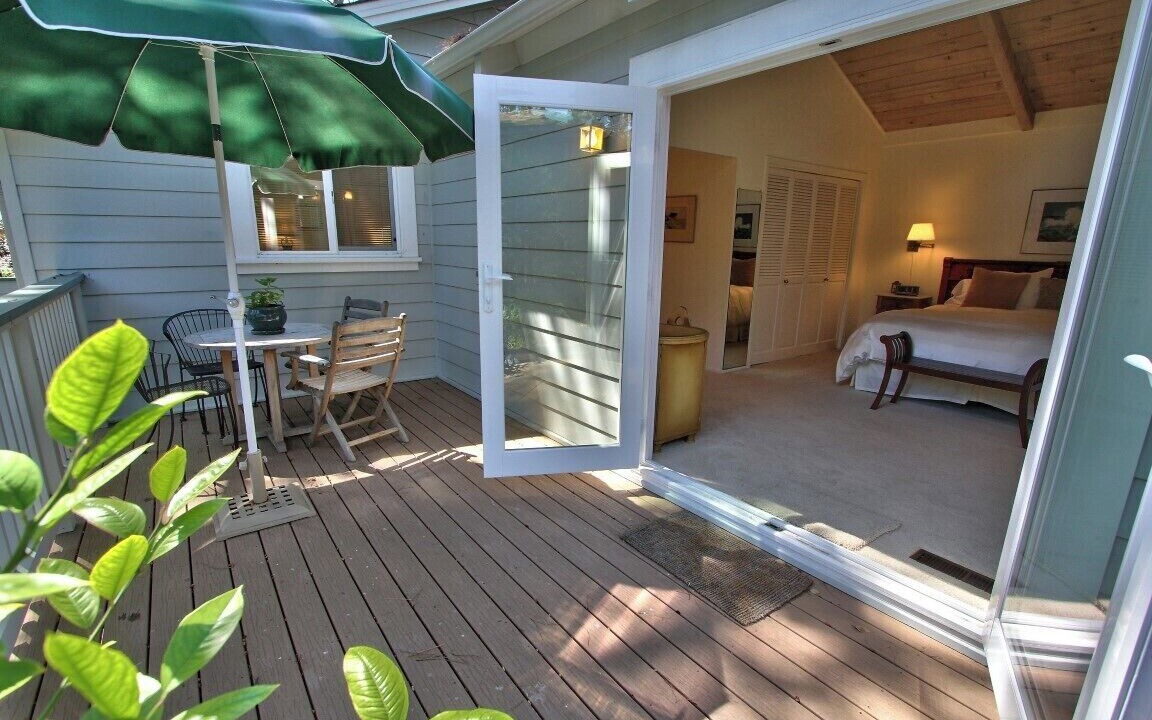 Photo of Outdoor in Golden Rectangle