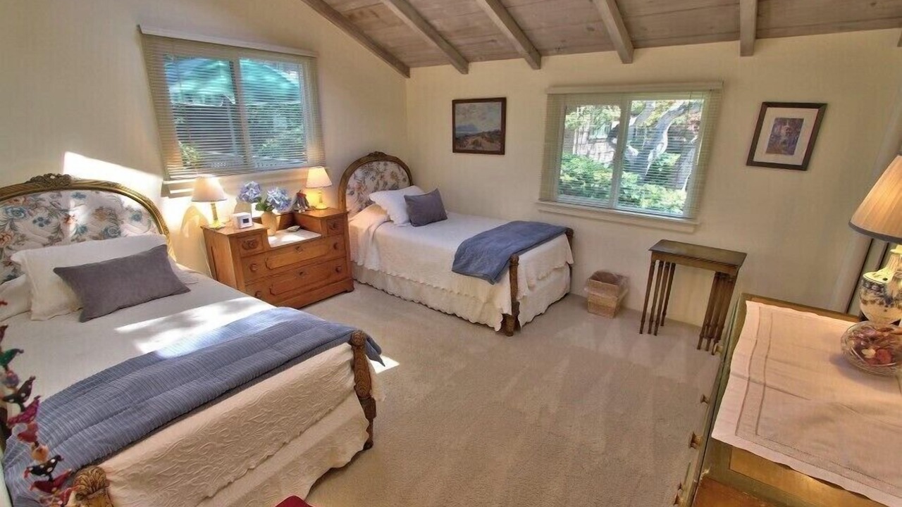 Photo of Bedroom in Golden Rectangle