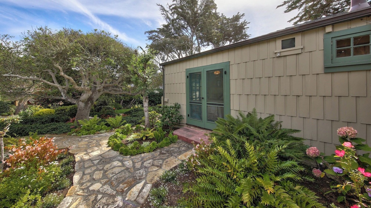 Photo of Outdoor in Carmel Point