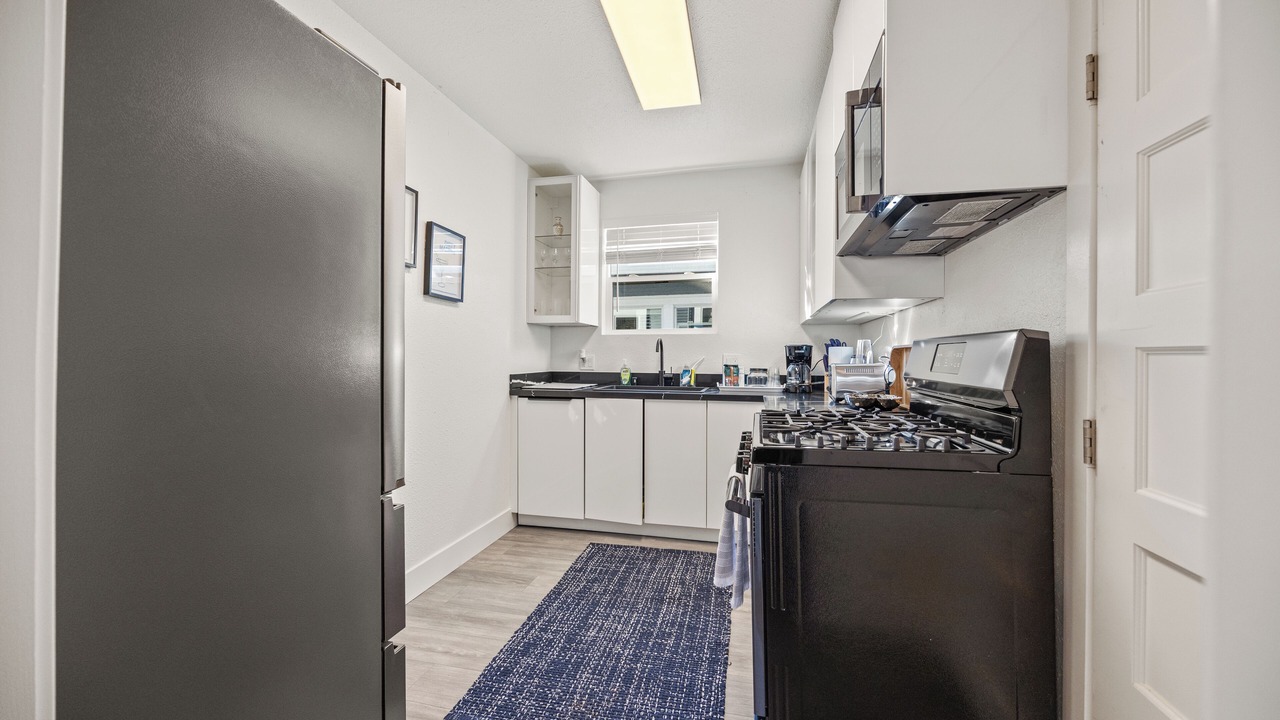 Photo of Kitchen in West Alameda