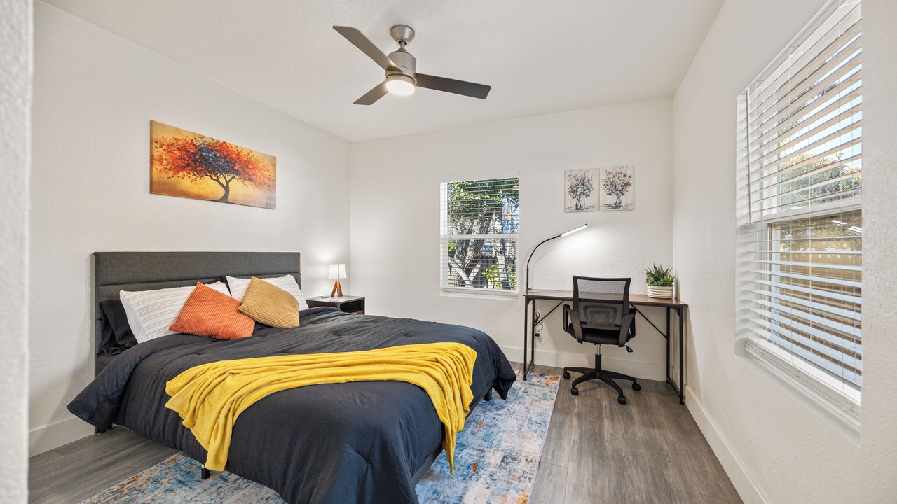 Photo of Bedroom in West Alameda