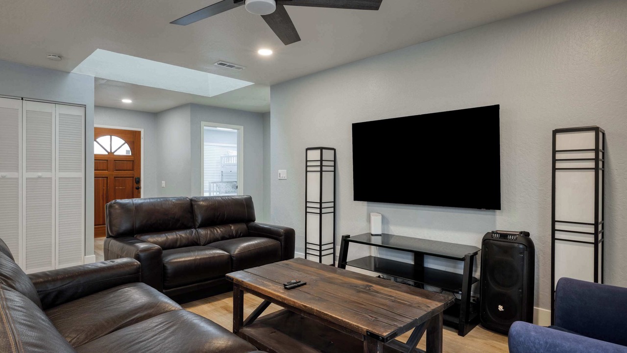 Photo of Livingroom in Edenvale