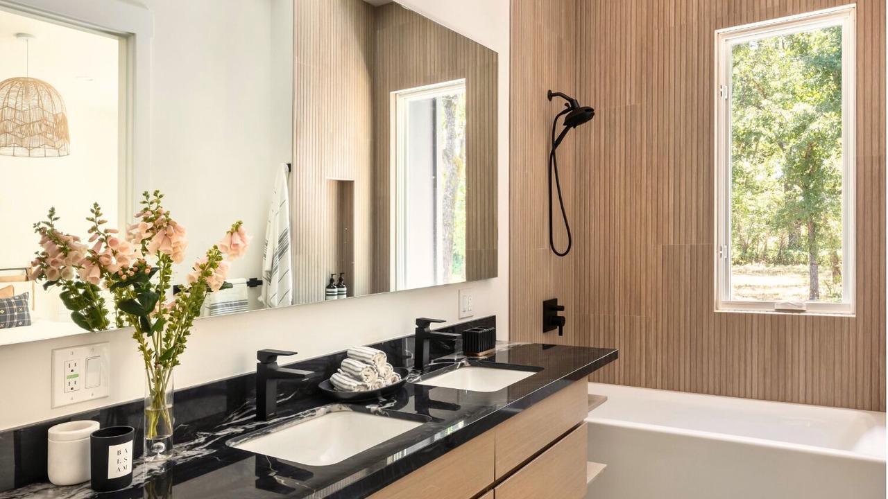 Photo of Bathroom in Sonoma