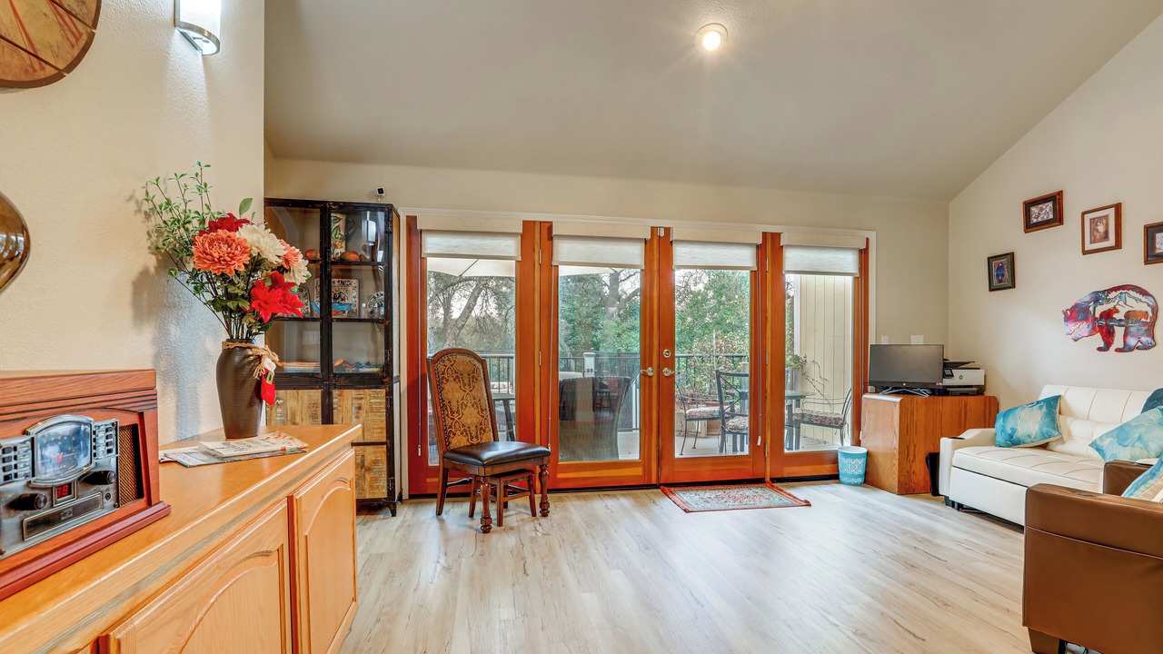 Photo of Livingroom in Auburn