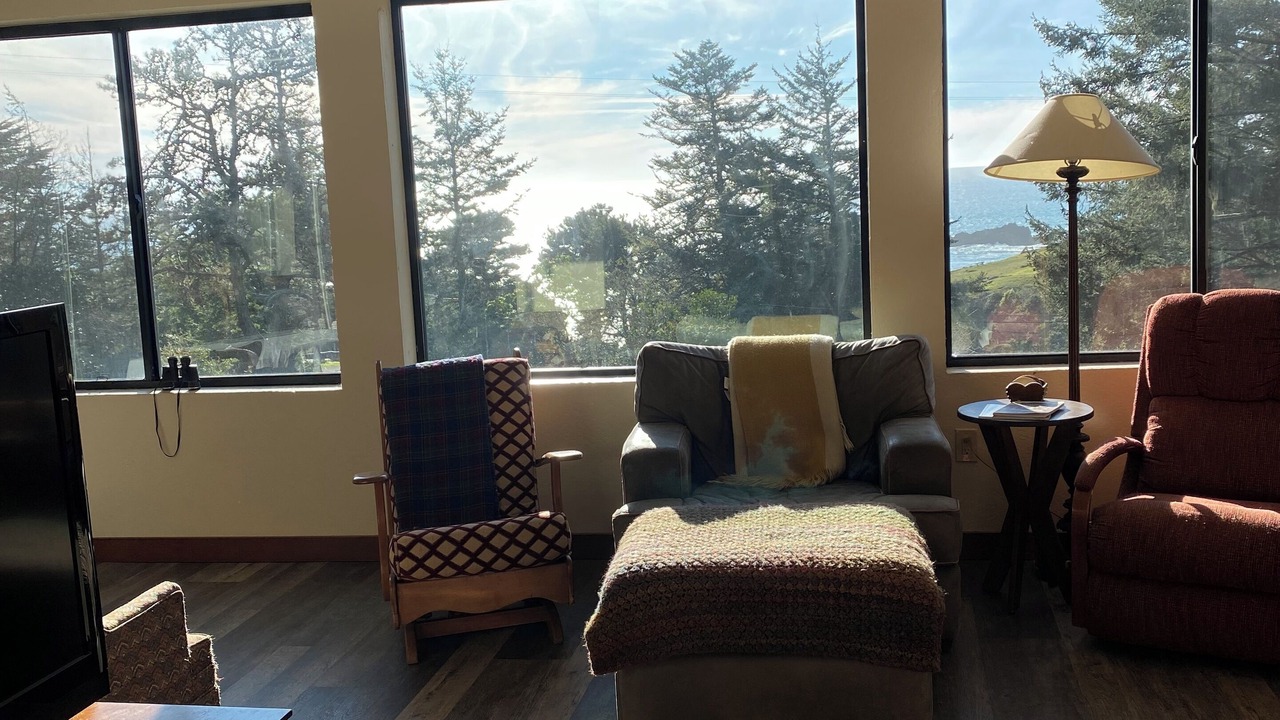 Photo of Livingroom in Gualala