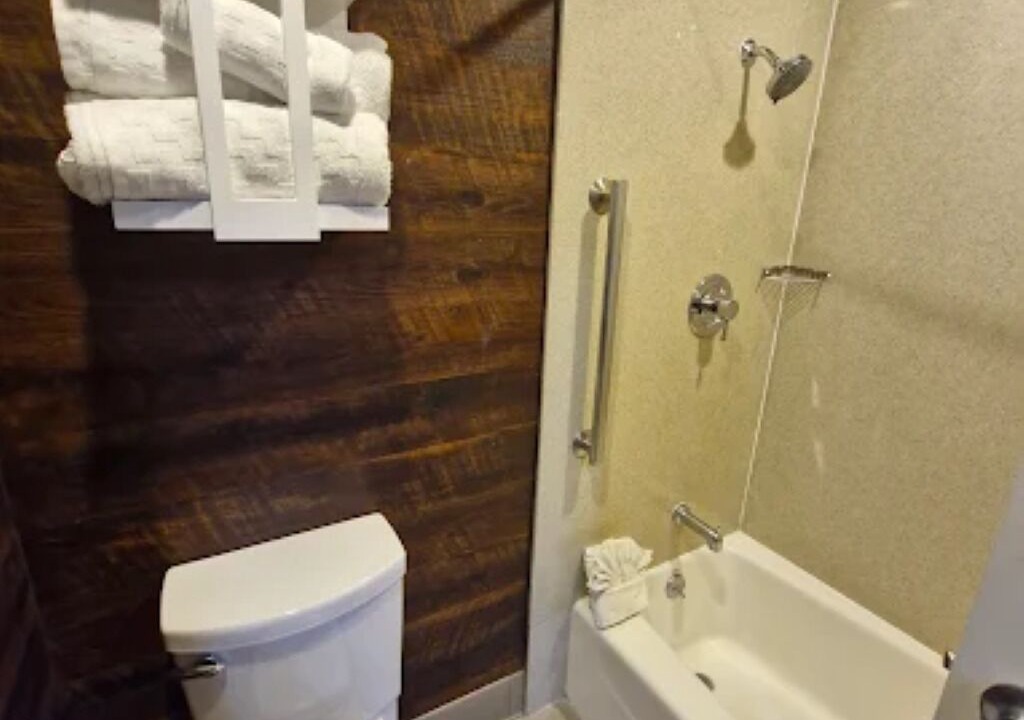 Photo of Bathroom in Central San Mateo