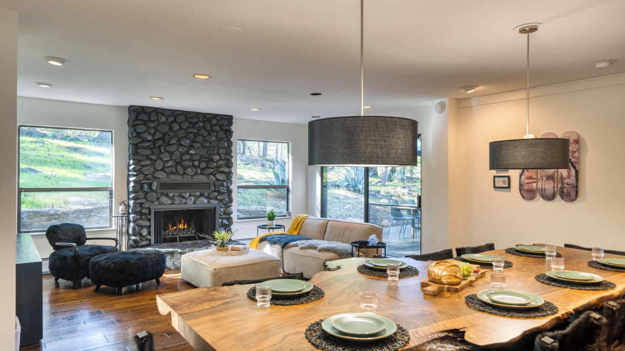 Photo of Livingroom in Riebli-Wallace Neighborhood Group