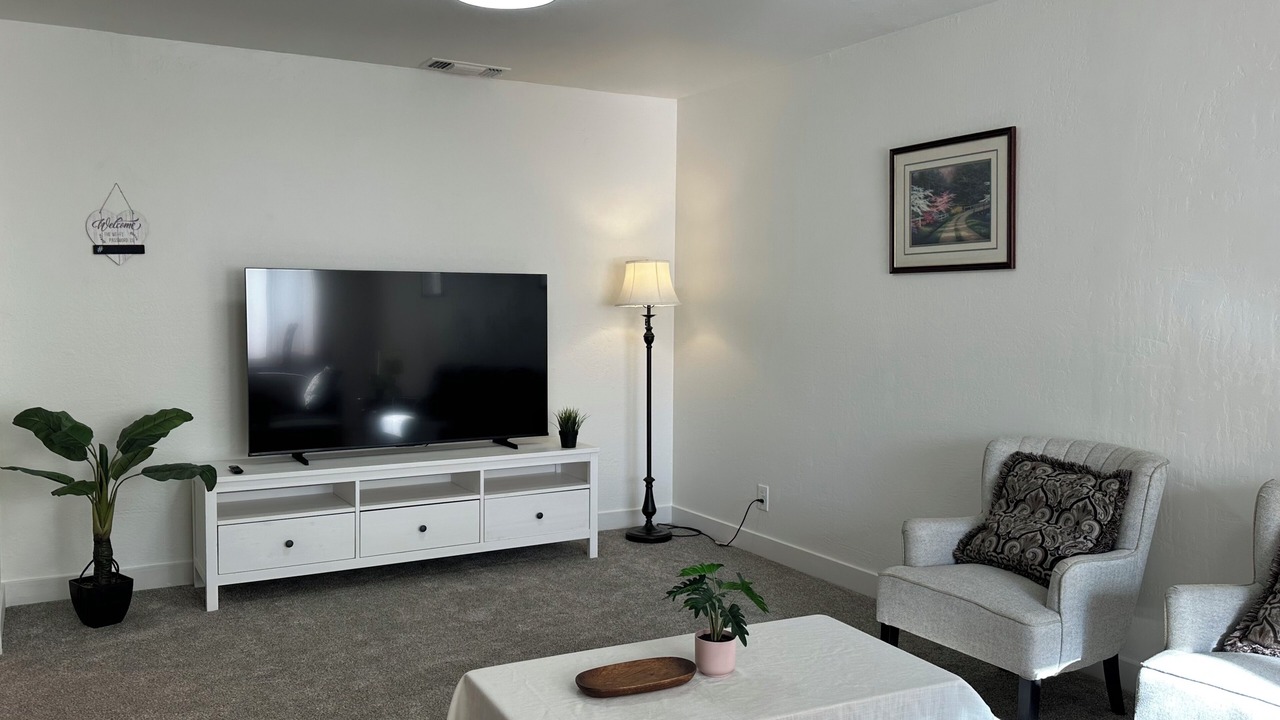 Photo of Livingroom in New Era Park