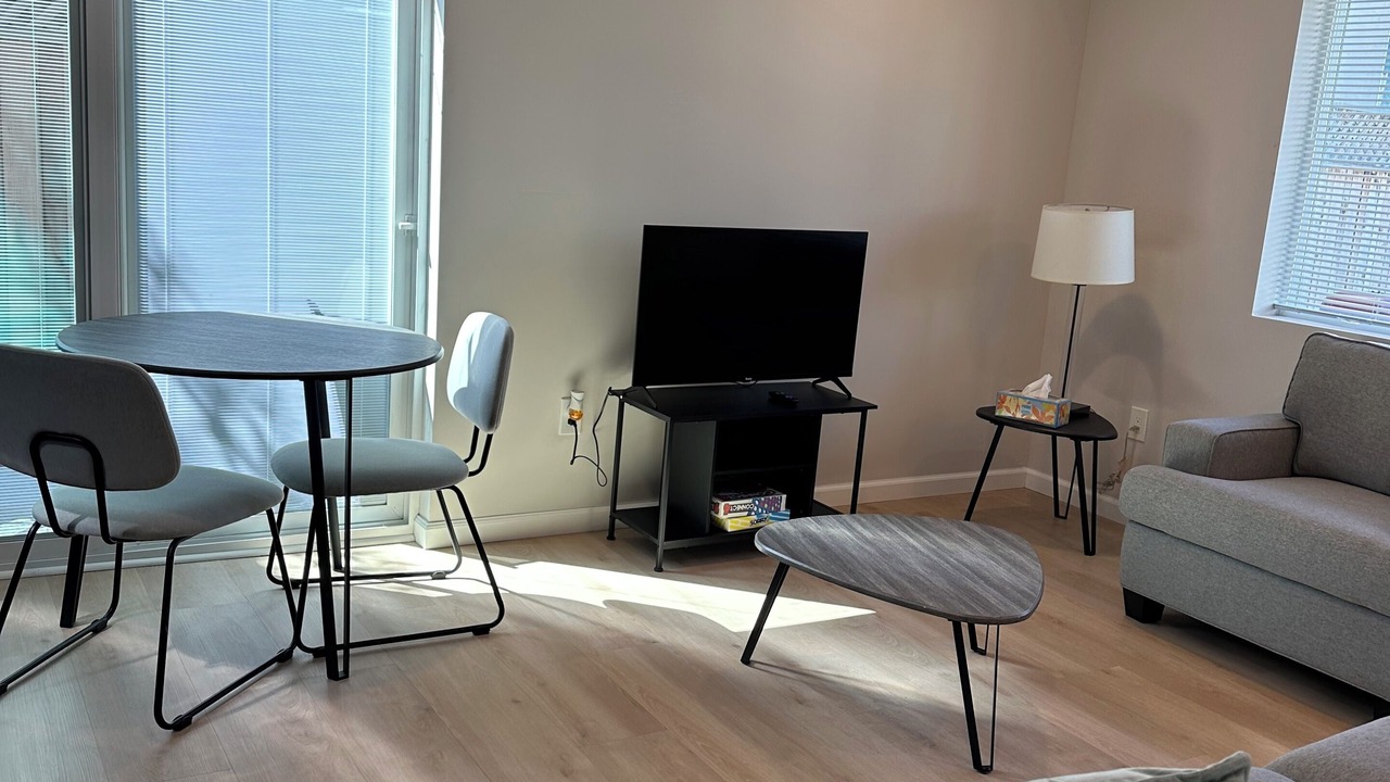 Photo of Livingroom in Oakland