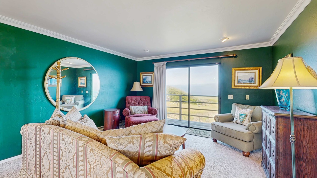 Photo of Livingroom in Fort Bragg