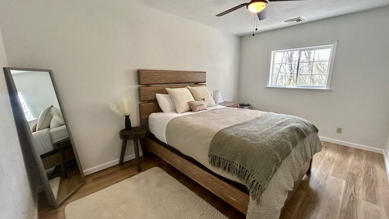 Photo of Bedroom in Cedar Ridge