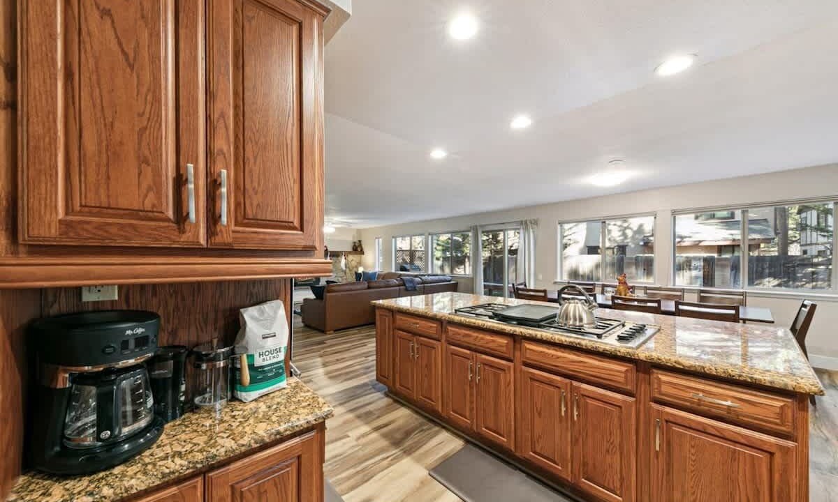 Photo of Kitchen in Tahoe Island