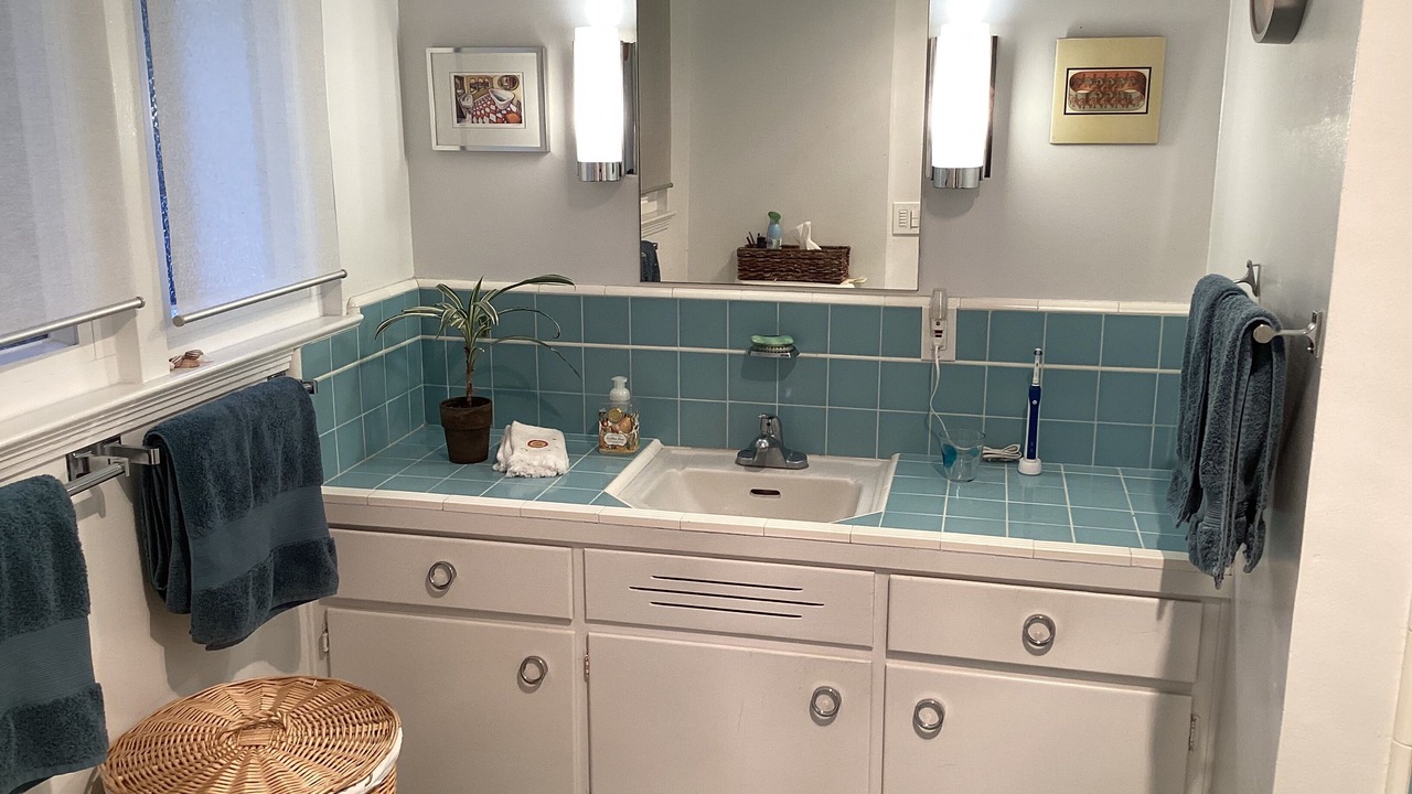 Photo of Bathroom in The Willows