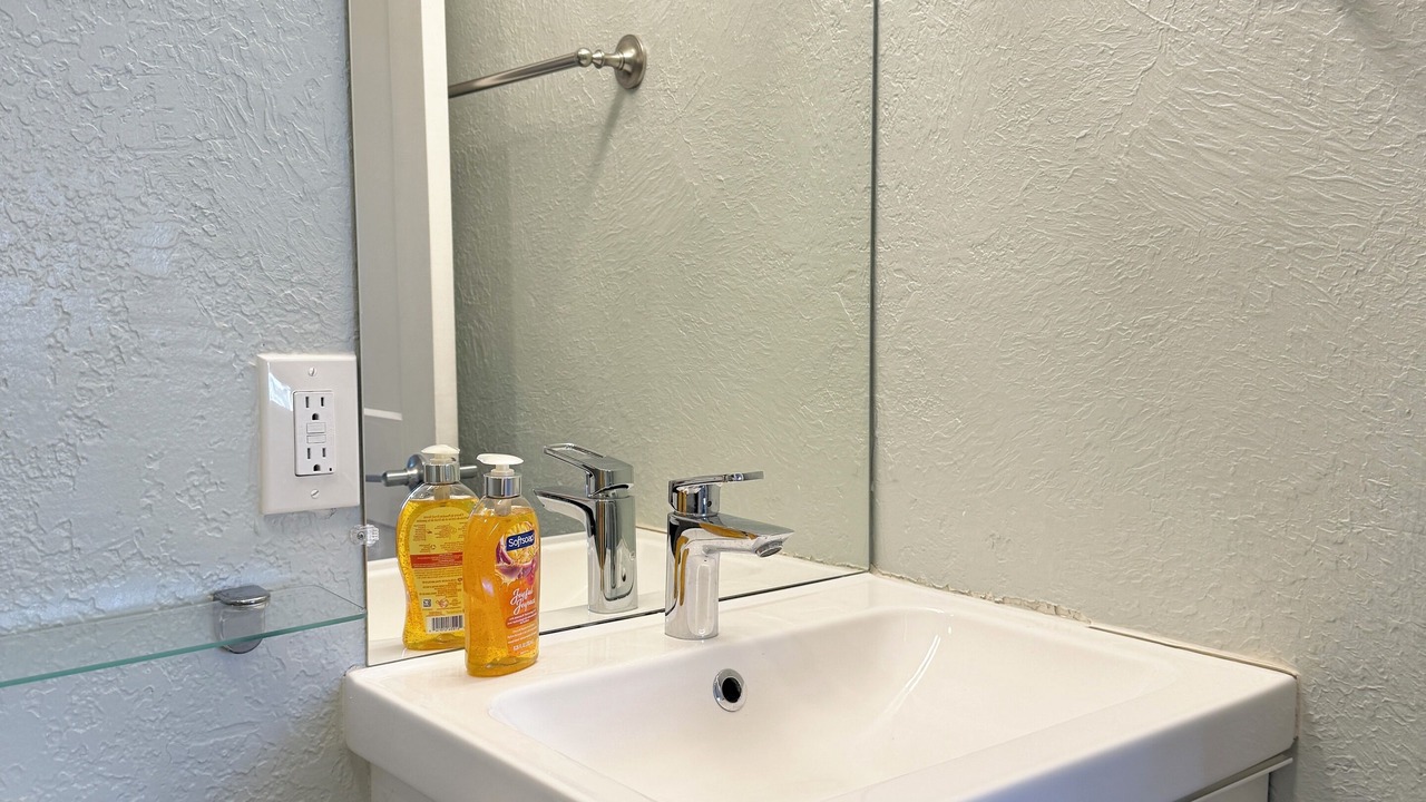 Photo of Bathroom in East Palo Alto