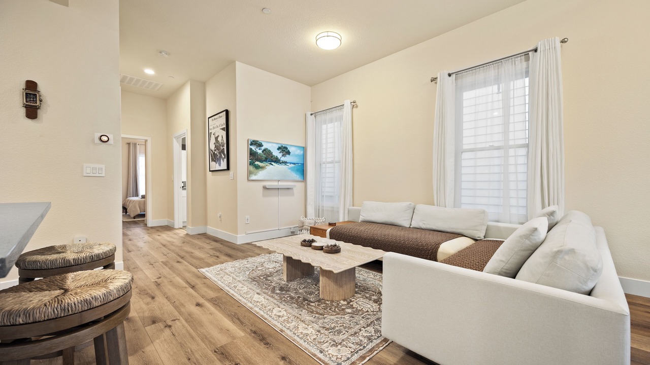 Photo of Livingroom in Poverty Ridge