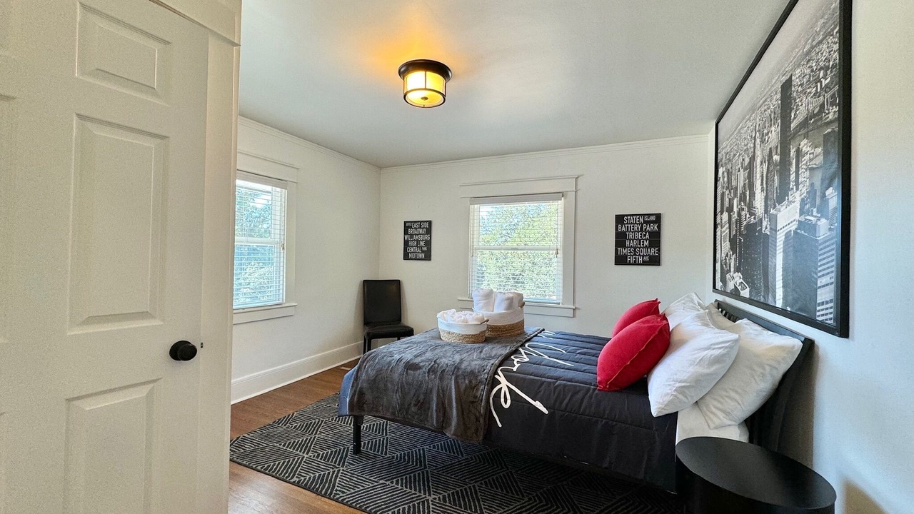 Photo of Bedroom in Freestone